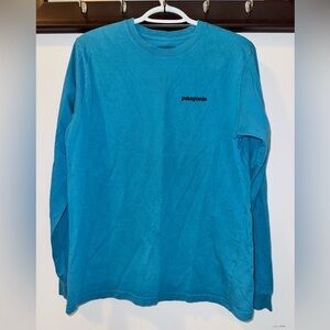 Patagonia Men's Blue Long Sleeve Tee size Small